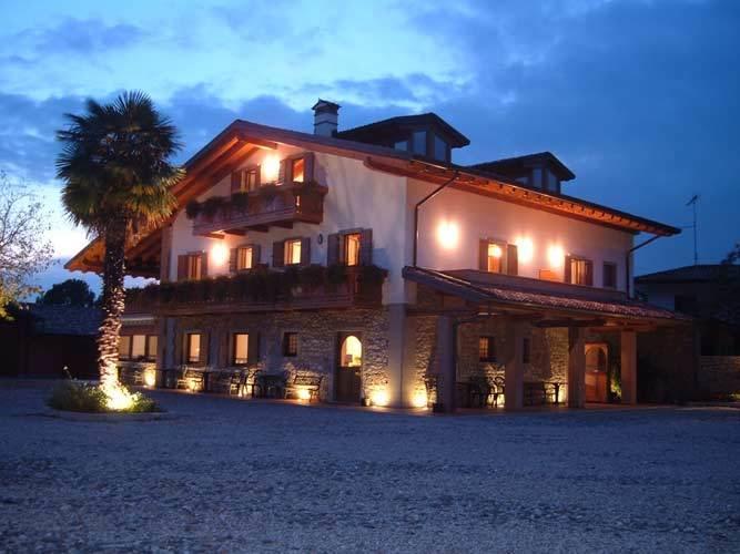 Faedis Wine Resort Colle Villano מראה חיצוני תמונה